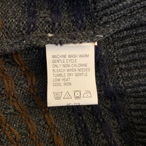 Van Heusen Sweater Men Size S Gray Chicago Friday Crew Neck Pullover Sweater NWT - Picture 3 of 5